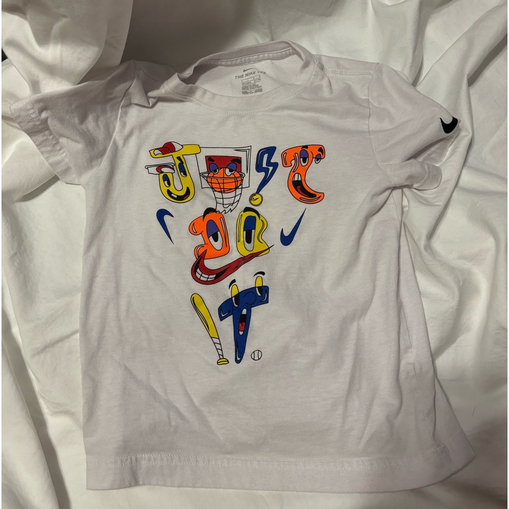 Kids NIKE tee shirt